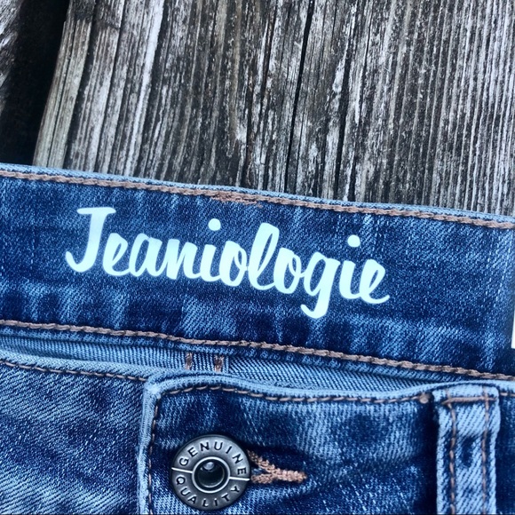 Jeanologie high waisted cropped jeans stretchy size 5 - Picture 13 of 15